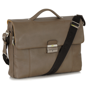 فواید استفاده از کیف اداری به عنوان هدیه تبلیغاتی: ۸ مورد 6 2324T borsa lavoro uomo 1 2400x2400 1