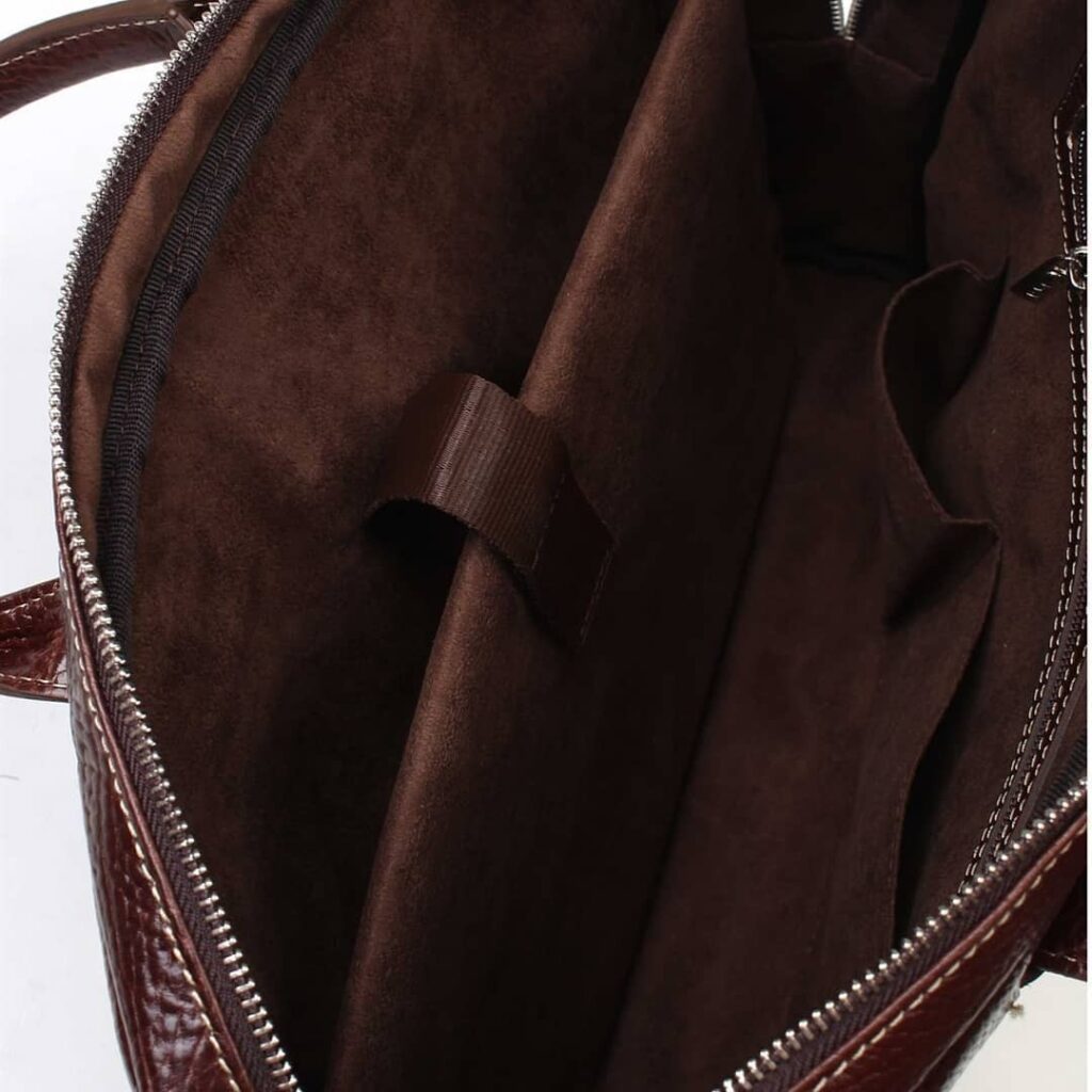 کیف اداری قهوه ای از داخل